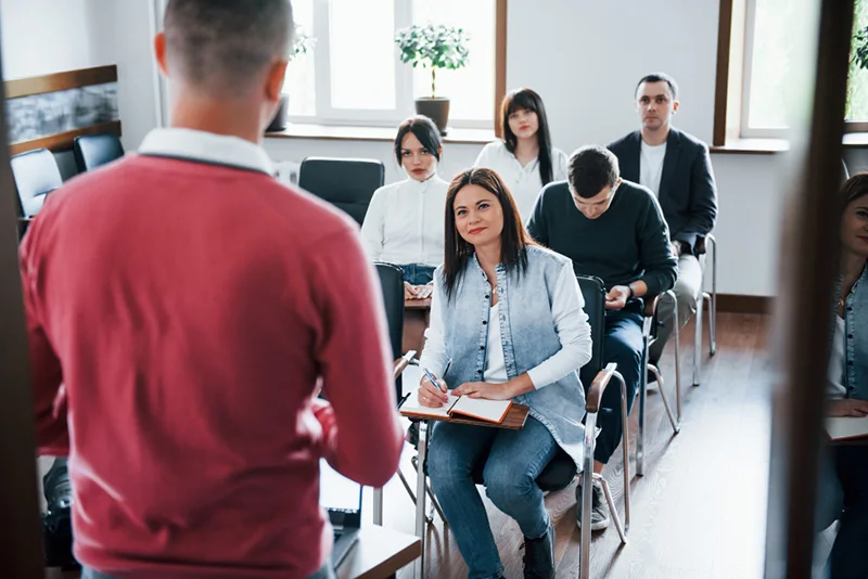 Pourquoi Choisir une Formation Professionnelle au Victoria Professional Institute (VPI)